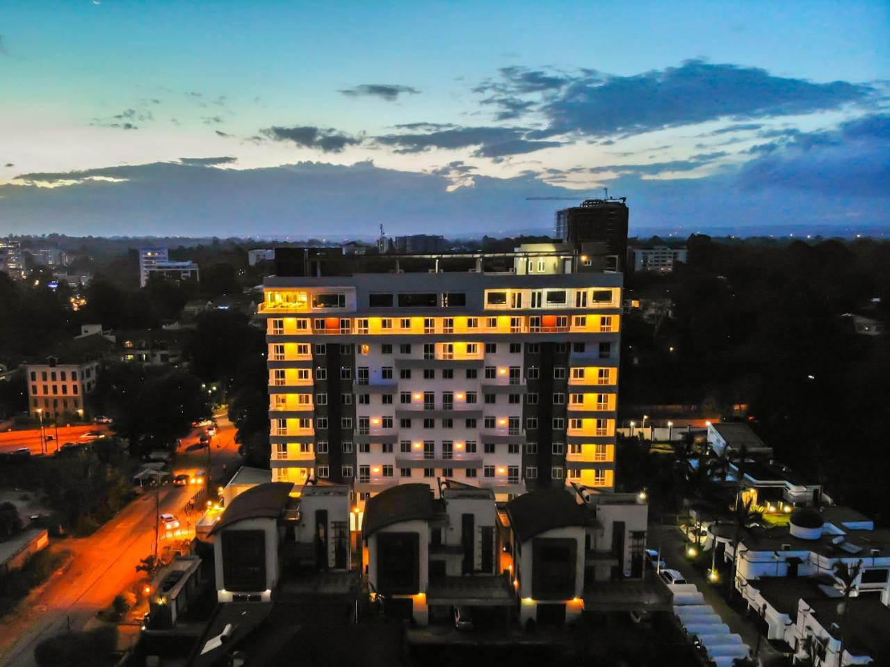 Glam Hotel Nairobi - Near Westgate Mall, Westlands Exteriör bild